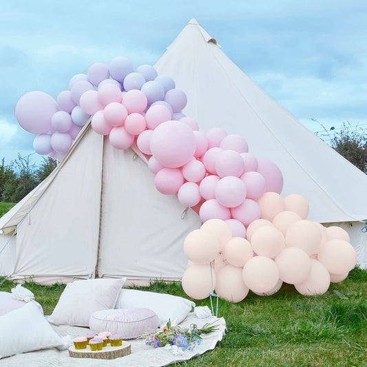 Ballonbogen-Set in Pastellrosa und Lila Luxuriöses