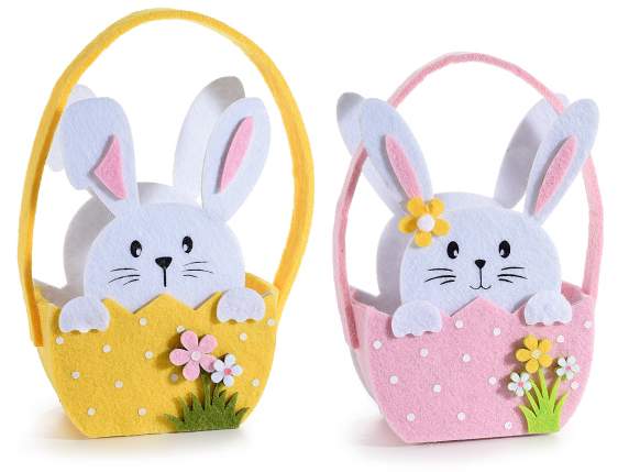 Tasche aus Hasenstoff mit geprägten Blumen